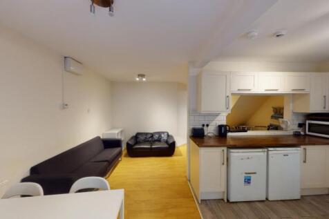 8-Weston-Avenue-08192020_172330_lge