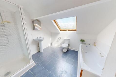 4 The Forest bathroom