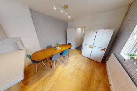 20-Kimbolton-Avenue-09042024_123446