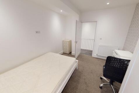 13-Saint-Peters-Gate-Flat-2-Bedroom-1-1