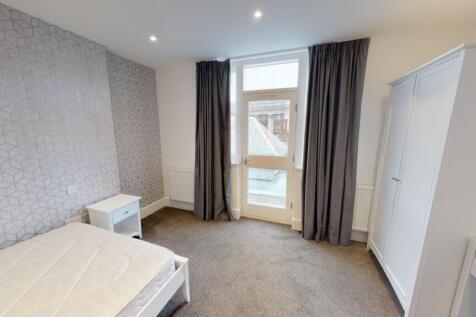 13-Saint-Peters-Gate-Flat-2-Bedroom-2-2