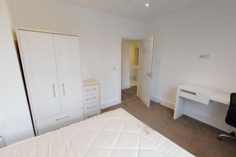 13-Saint-Peters-Gate-Flat-2-Bedroom-3-1