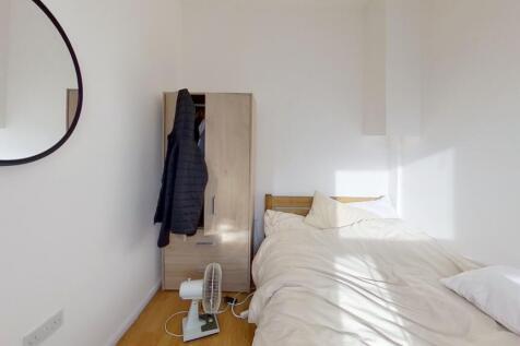 21-Cromwell-Street-Bedroom