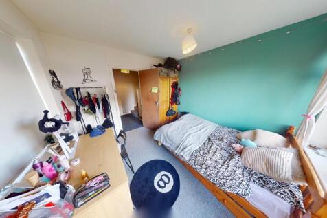 9-Weston-Avenue-02272025_102953