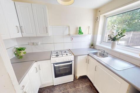 4-Old-Mill-Close-09102024_092950