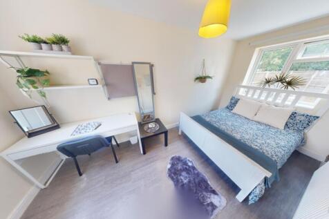 4-Old-Mill-Close-09102024_093038