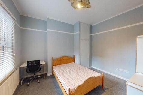 10-Burns-Avenue-07282020_161113_lge