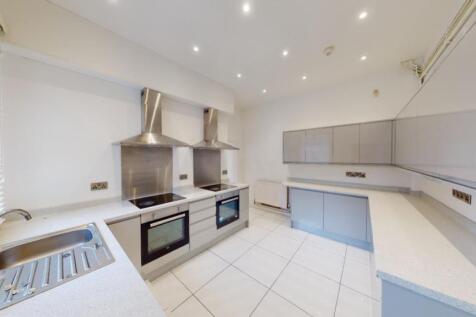 10-Burns-Avenue-07282020_161054_lge