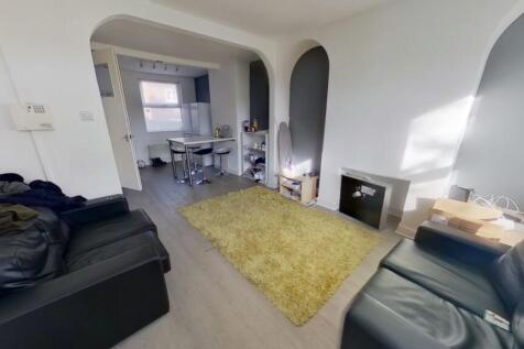 5-Cromwell-Street-11012022_120401