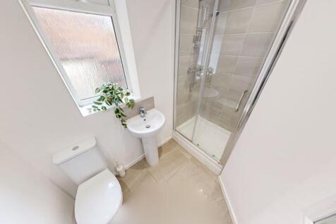 72 Bluecoat EnSuite2