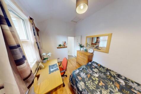 122-Portland-Road-10102025_162324