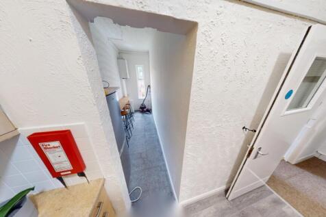 122-Portland-Road-10102025_162613