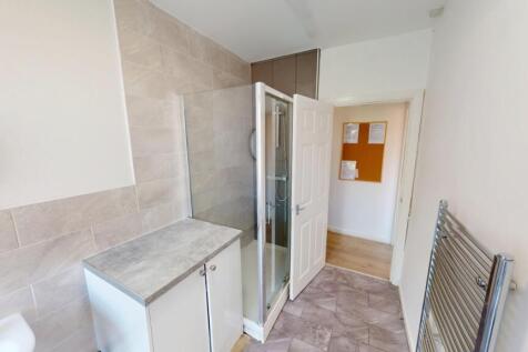 Flat-2-61-Bentinck-Road-06182025_095622