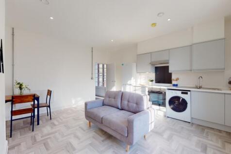 Plumptre-Court-F8-04062023_114957