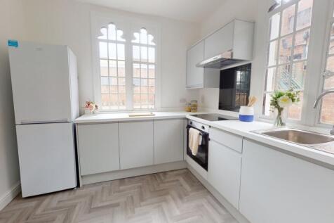 Plumptre-Court-F7-06062023_205322