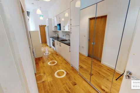 Wardobes and Kitchen