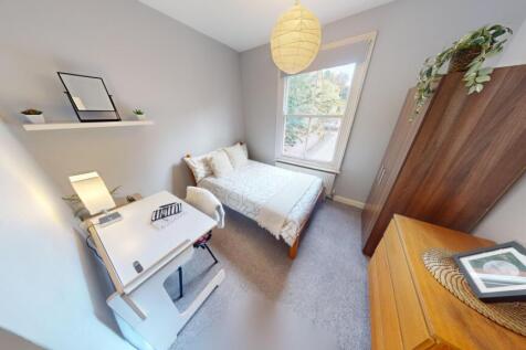 38-Lawson-Street-09042024_110324