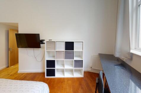 6-54-Glasshouse-St-Bedroom(1)