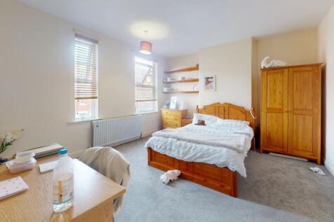 37-Birkin-Avenue-Bedroom (3)