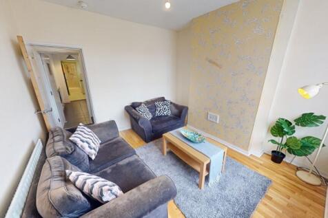 39 Acourt Lounge
