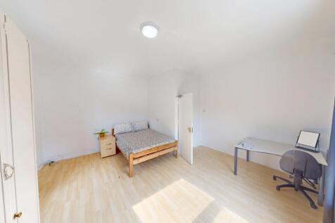 Flat-B-46-Addison-Street-06042025_091125