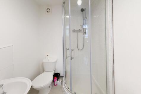 1-54-Glasshouse-St-Bathroom(1)