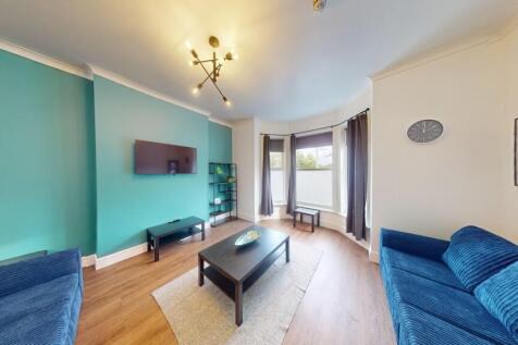 21-Noel-St-09192024_092330