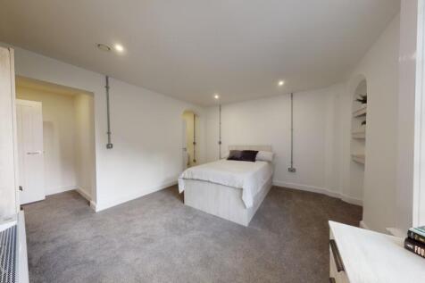 Plumptre-Court-F1-04062023_112043