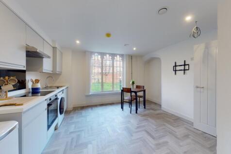 Plumptre-Court-F2-04062023_112502