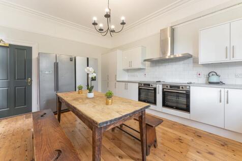 Student Cribs, Nottingham - by Visually Rich 01398