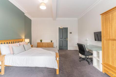 Student Cribs, Nottingham - by Visually Rich 01416