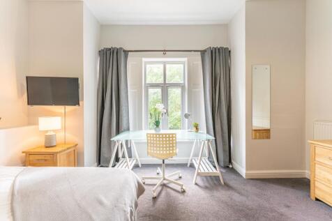 Student Cribs, Nottingham - by Visually Rich 01443