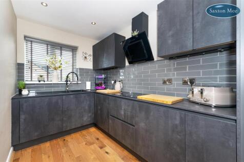 kitchen 7416.jpg