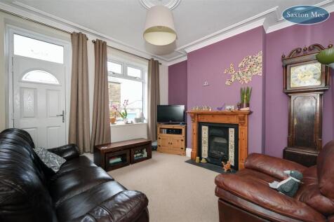 lounge 8992b.jpg