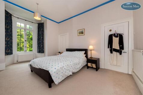 bedroom 4 1487.jpg