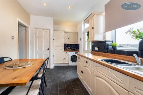 kitchen 7566.jpg