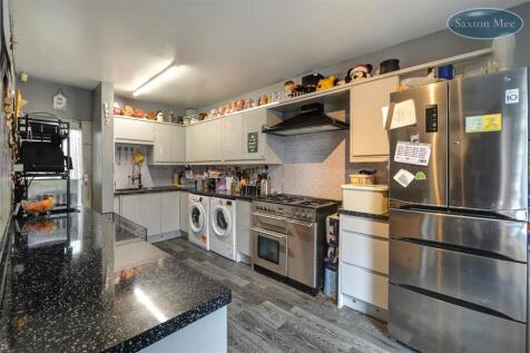 10 Raisen Hall Place - kitchen 2669.jpg