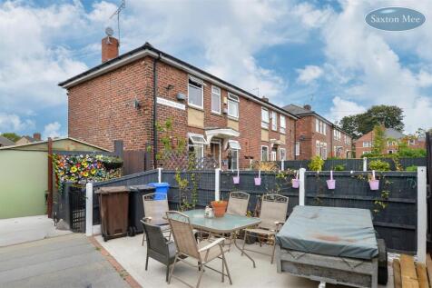 10 Raisen Hall Place -front2541.jpg