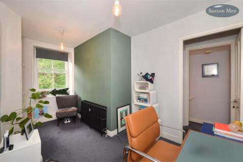 Middlewood Rd - bedroom 2 9664.jpg