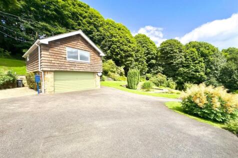 Double Garage &amp; Annexe