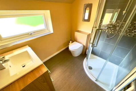 Annexe - Shower Room