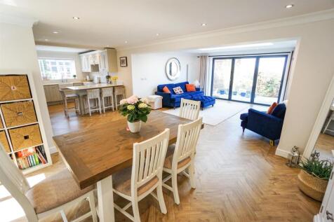 Kitchen/Living/Diner