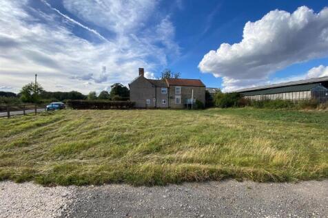Farmhouse &amp; Cottage