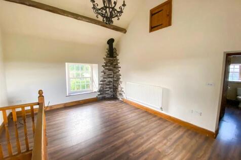 Cottage Bedroom 1