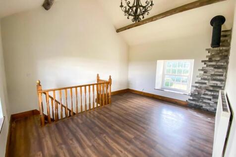 Cottage Bedroom 1