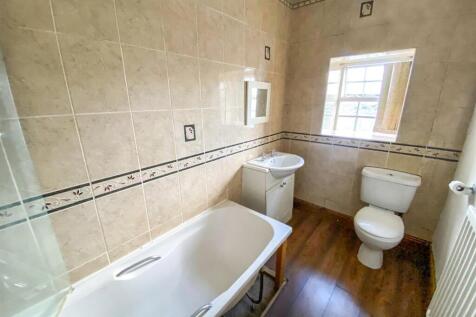 Cottage Bathroom