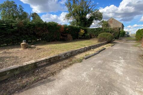 Garden &amp; Driveway