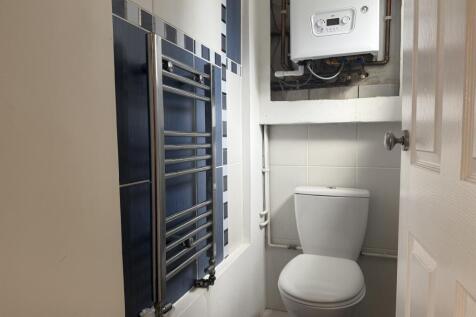 Cloakroom/wc