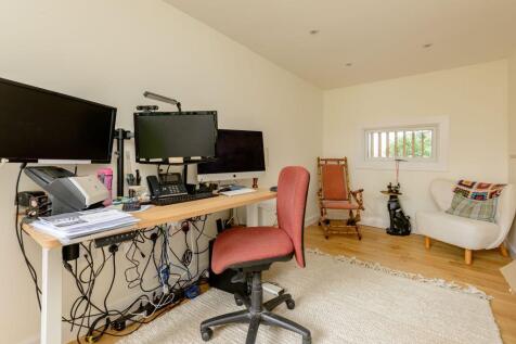 Property Image 37