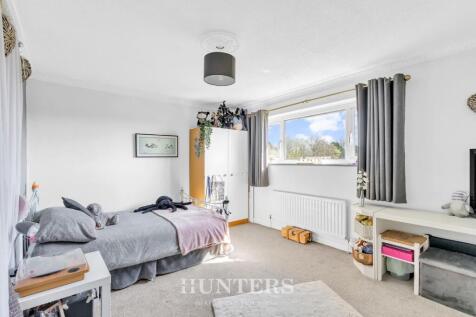 Sandpiper Close (2).jpg